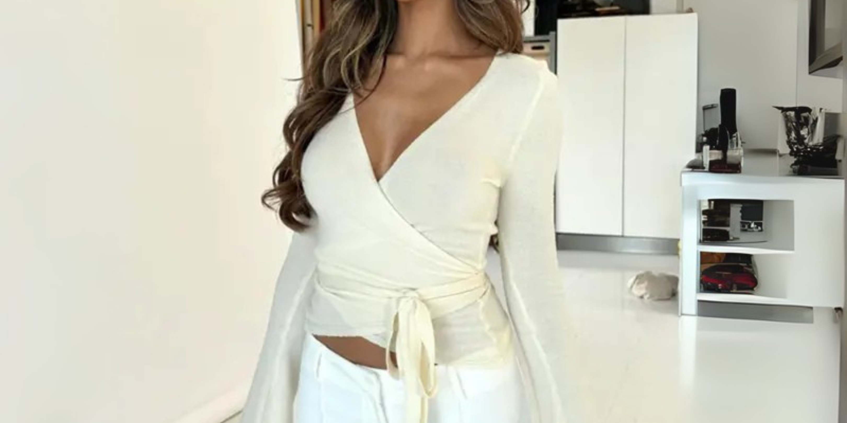 SALAMIN™ - Chic Plain V-Neck Long Sleeve Wrap Top