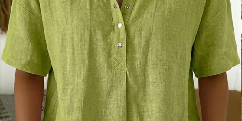 Arabella - Relaxed Fit Button Blouse