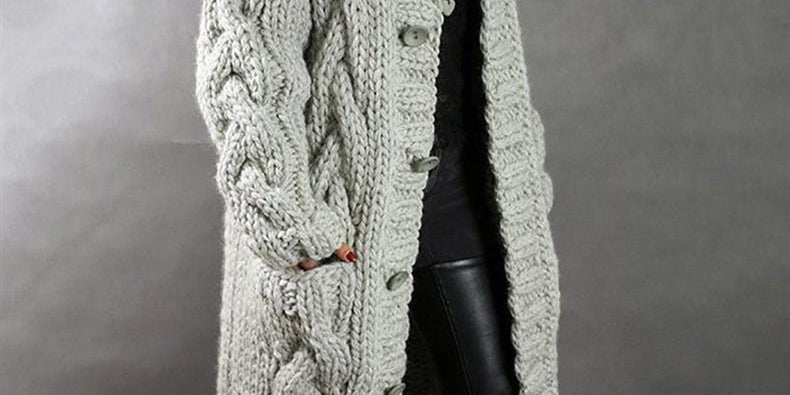 Karin - Elegant Cosy Coat With Tummy Coverage