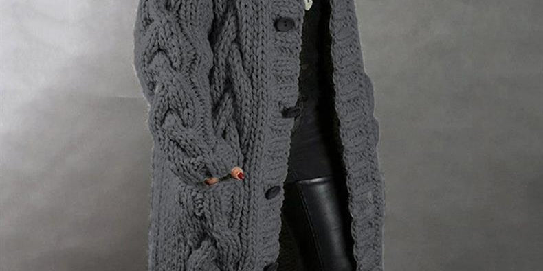 Karin - Elegant Cosy Coat With Tummy Coverage