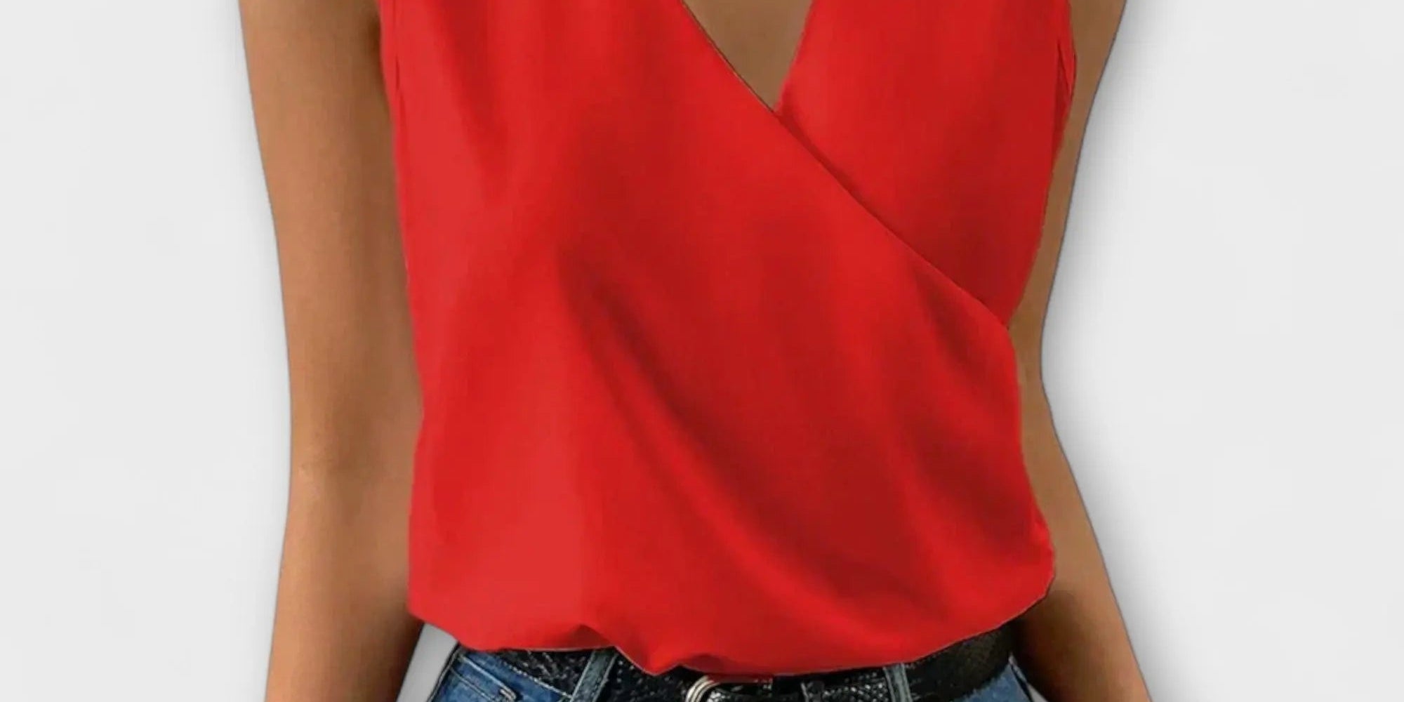 Lucía | Soft Summer Blouse with V-Neck