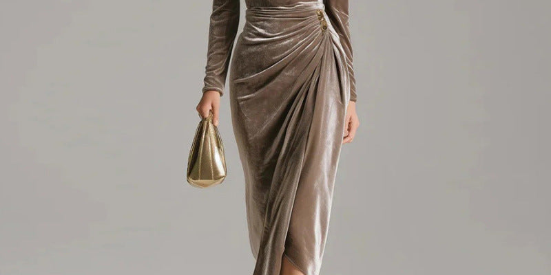 Paula | Pleated Velvet Dress that Flatters the Figure