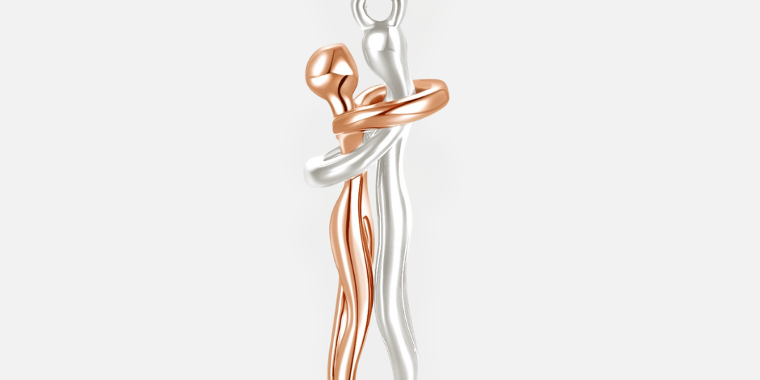 Mireia | Loving Embrace
