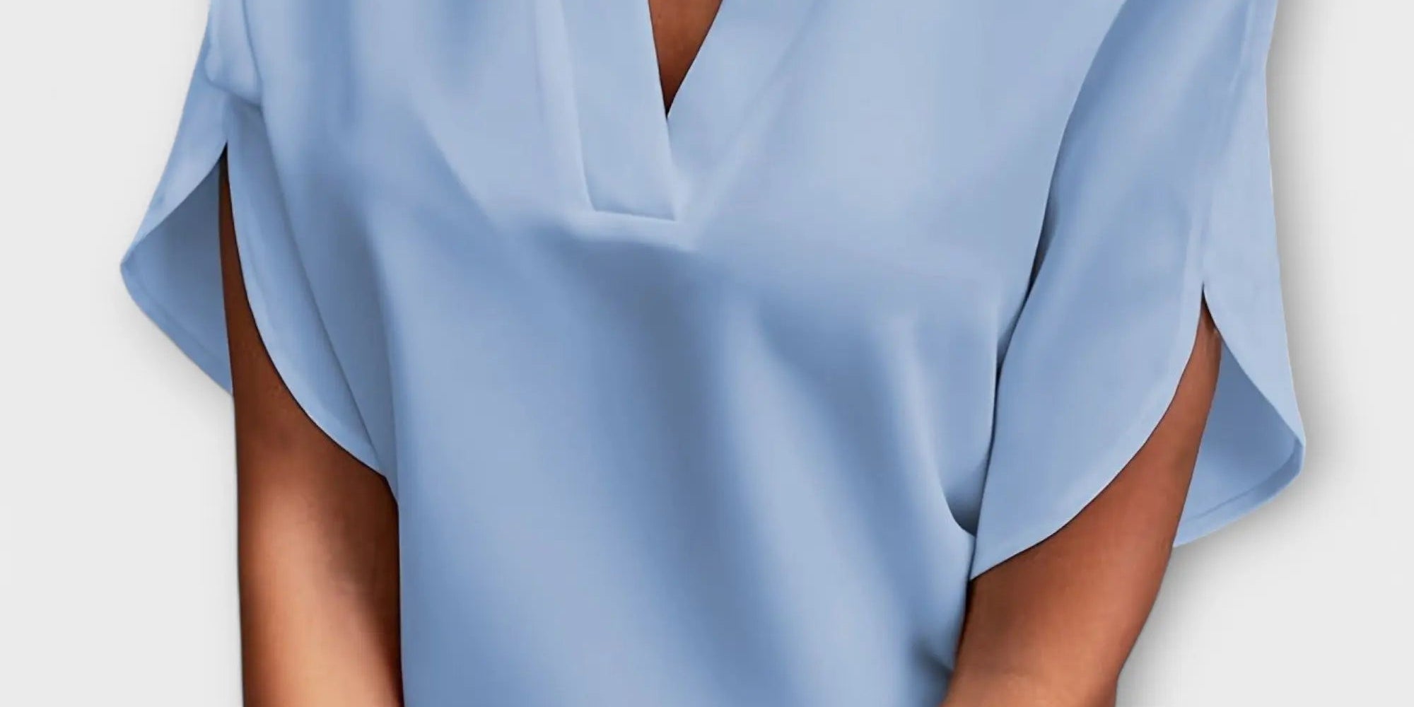Paula | Elegant and Lightweight Blouse for Women