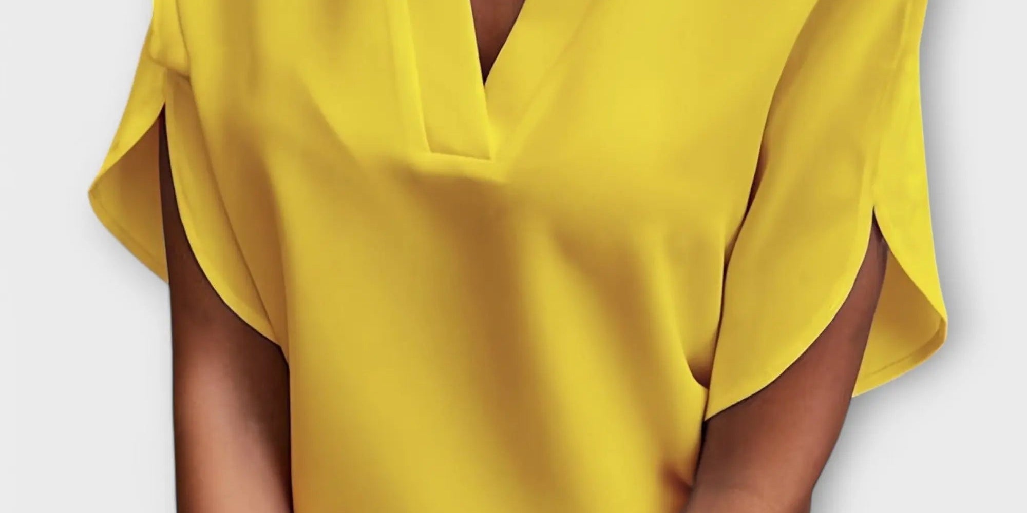 Paula | Elegant and Lightweight Blouse for Women