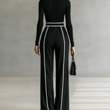 Carmen | Elegant set with contrast detail
