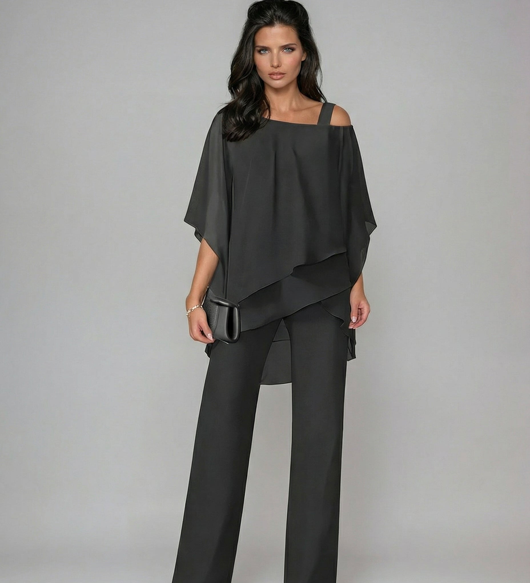 Hallie - Elegant Two Piece Fluid Set